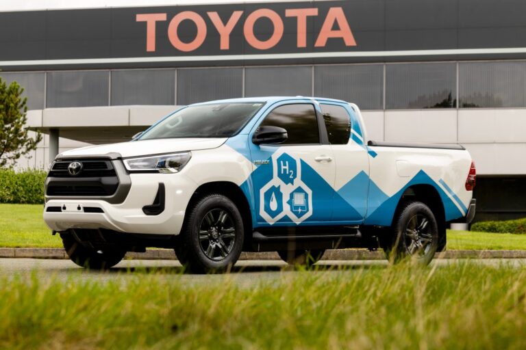 Toyota reveals British-built, hydrogen-fuelled Hilux Prototype pick-up